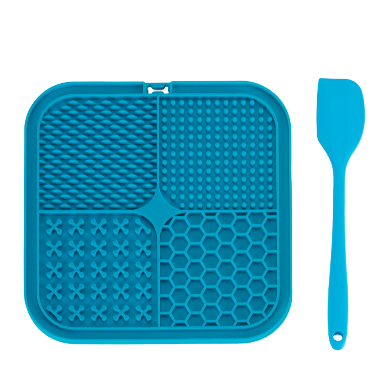 Коврик лизательный для животных силиконовый с лопаткой Гурман голубой 200*200*9мм, 30241015